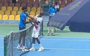 輸球賞對手巴掌  法國15歲小將道歉