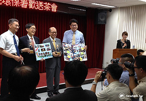 魏國彥卸任茶會 自嘲從哥升為爺