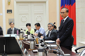 鼓勵警貫徹命令 林全：不懂撤告打擊士氣的邏輯