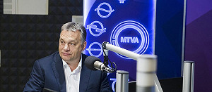 鐵絲網擋不了難民  匈牙利砌塞爾維亞邊界圍牆