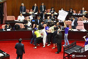 立院空轉  時力提開會到午夜12點表決沒過