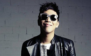 MC夢試圖挾帶7萬美元出境！違反外匯交易法遭傳喚