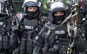 「新納粹」想造反! 密謀綁架部長和推翻政府 德警方逮4極右派份子