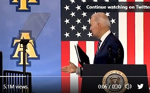 （影）沒品選風! 美期中選舉將至 川普在公開集會上播放「拜登失態」合集