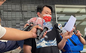 辭黨職後首現身 陳柏惟：會續留台中 要顏寬恒適時做自己