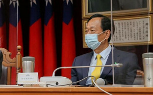 「缺BNT、缺電」就想到他！網友衝郭台銘臉書刷出高聲量