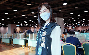 遭簡舒培、苗博雅狠打臉！楊寶楨酸「有黨證免隔離？」挨批造謠