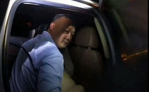 (影)綠帽夫捉姦中國官員車震妻子！ 人大主席 「下身清零」影片曝光