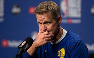 關鍵回合失誤　Kerr透露當時想法