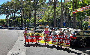 小小布條大大肯定！  陳其邁施政擄獲果貿社區深藍里長的心