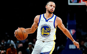 柯瑞改打替補　勇士GM想起當年FMVP