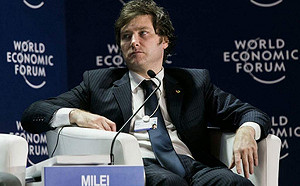 阿根廷總統候選人「抽獎」送月薪？她諷：「比柯文哲高竿」