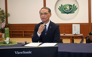 周玉蔻砲轟慈濟吃中國大量甜頭：什麼時代了還稱呼「上人」？