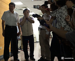 華航協商有譜停止罷工？何煖軒笑答：是