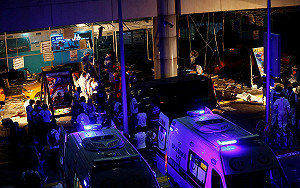 伊斯坦堡機場自殺式攻擊 41死239傷