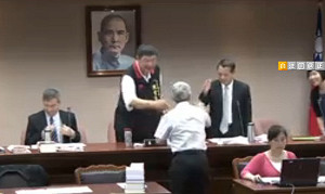 37年台鐵反攻大陸案 交委會5分鐘解決