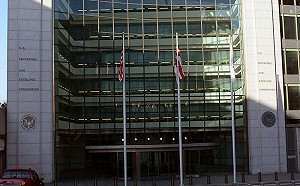 拒美SEC審閱 逾80家中概股被打入準摘牌名單