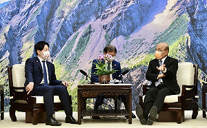 昨午接見日本訪團有1人確診 政院：蘇揆目前身體沒有任何異狀