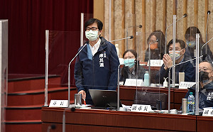 黃捷傳出確診 高雄市議會停會半天進行清消