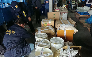 雲林地下工廠查獲6公噸偽農藥！防檢局：勿購買來路不明農藥
