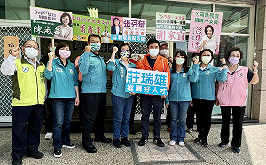 莊瑞雄陪謝家宜拜票 中市英系參選人齊聚加油打氣