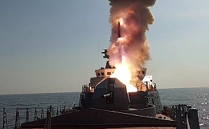 直擊》15艘艦艇封鎖海域 俄軍在日本海成功試射「答案」新型反潛導彈