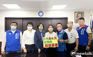 議員服務處成防疫急救站 藍軍怒嗆民進黨政府失能失靈