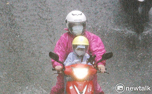 今各地有雨溫度略降 週一至週五慎防強降雨