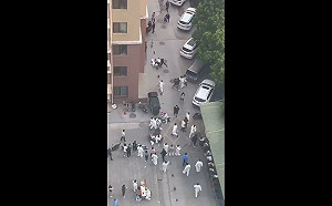 復工復產聲聲催 小區大門緊緊關？上海50個小區僅有5個能進出