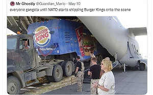 對俄軍心理戰 美軍18年前補給漢堡舊照網路瘋傳