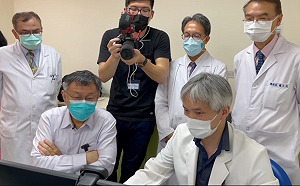 快訊》柯文哲：中央若堅持PCR才給抗病毒藥物 一定會死很多人