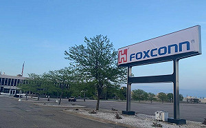 (影)富士康鄭州廠員工因疫「大逃亡」！外媒：恐重挫iPhone產量減少30％