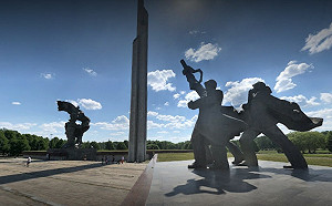 形同對俄宣戰！拉脫維亞拆除這個紀念碑 俄怒批 : 主張議員是「食屍鬼」