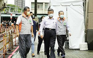 中央要求北市加開3篩檢站  柯文哲怒嗆：不要亂下命令！