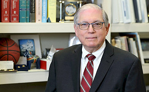 有人說謊！美國衛生院院長坦承 曾應中國要求隱匿新冠病毒基因定序