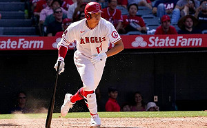 大谷敲光速二壘打！擊球速188公里