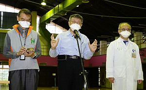 議員籲高中以下停到校2週 柯：牽一髮動全身 雙北教育局長討論中