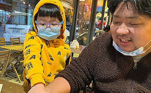 效果全開！晨晨玩遊戲情緒轉折大  網：感覺長大會超越統神