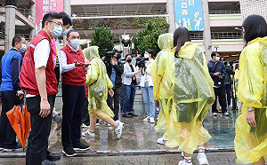 國中教育會考20萬考生上陣  近3000人確診改補考