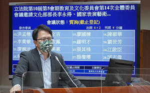 喉嚨不舒服...立委邱志偉快篩陽性