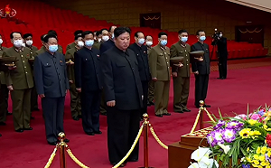 金正恩罕見落下男兒淚！國家元老病逝親自主持國葬