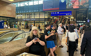 林靜儀曬國際後疫情照：有人忘記台灣的努力嗎？