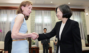 陸委會：尊重九二事實 協商大門始終敞開