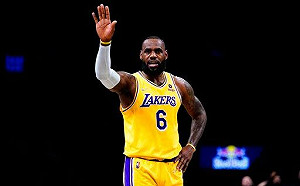 詹皇再見！傳奇球星婉拒湖人主帥