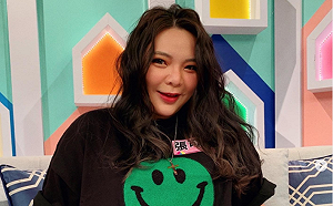 小甜甜「確診7天」仍快篩陽！和未滿1歲愛女分開：真的好想她