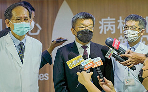 協請支援20部PCR檢測器 蔡其昌：市民關心的不是盧市長的民調