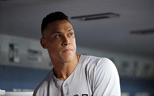 唐勞森種族歧視發言　連法官都不滿