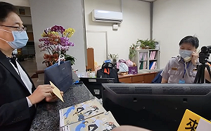 二度吃閉門羹！張善政親送禮至議會「被拒收」