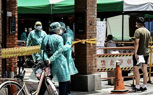 夫妻都確診！3個月嫩嬰躲過全靠它