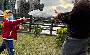 粉絲為晨晨寫歌！〈謝謝你力量人〉網友聽到流淚